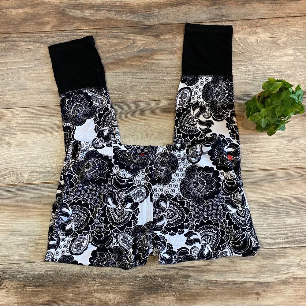 🌸Josie Natori B&W Sleep/Lounge Pants🌸